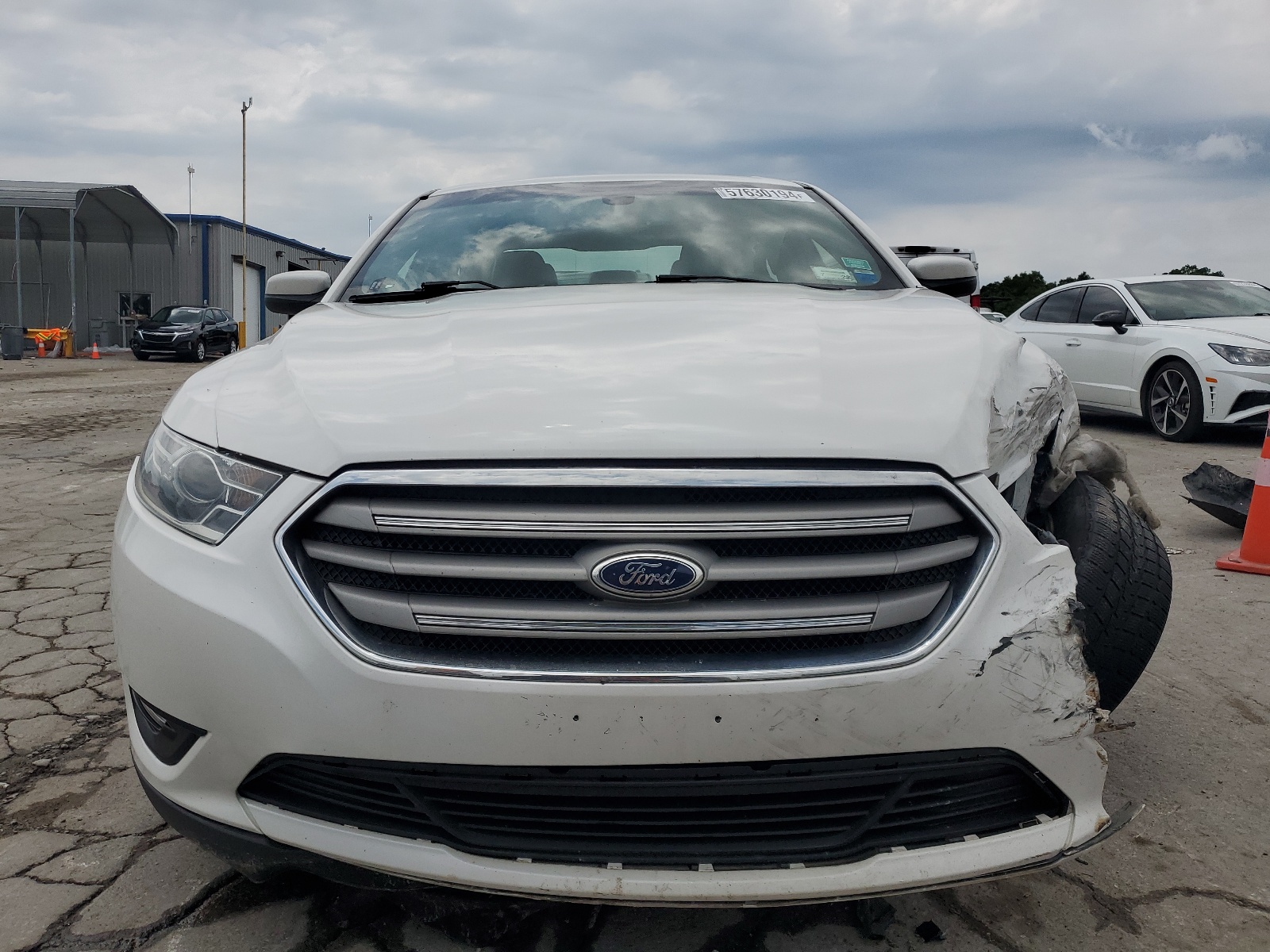 1FAHP2E89FG161512 2015 Ford Taurus Sel
