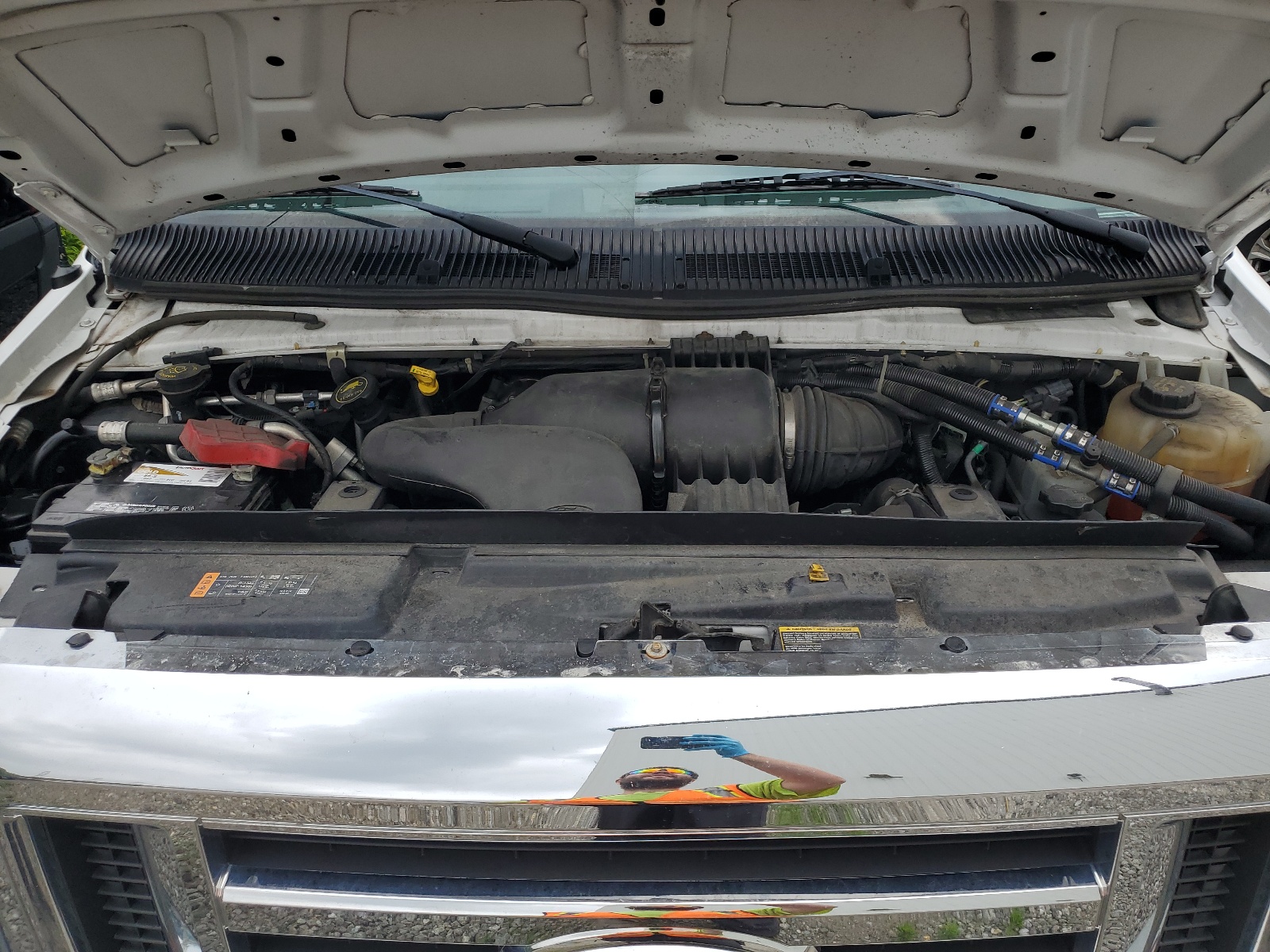 1FDFE4FS3HDC58735 2017 Ford Econoline E450 Super Duty Cutaway Van