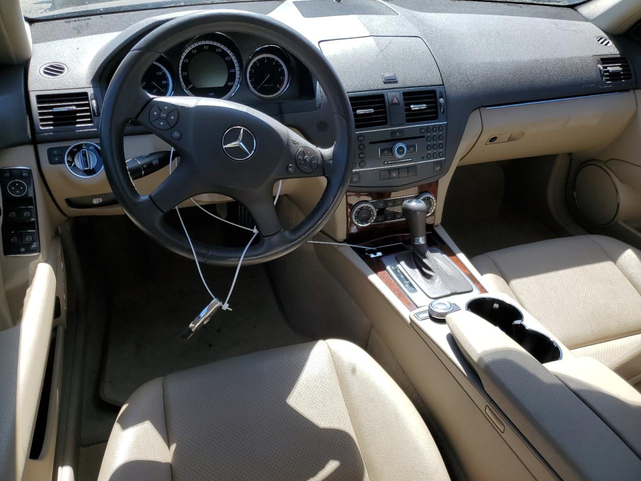 2011 Mercedes-Benz C 300 VIN: WDDGF5EB5BR165079 Lot: 60732114