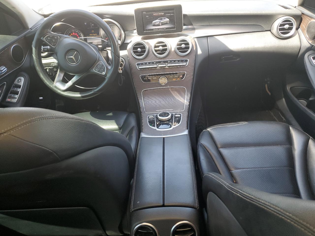 2017 Mercedes-Benz C 300 VIN: 55SWF4JB8HU214942 Lot: 60258834