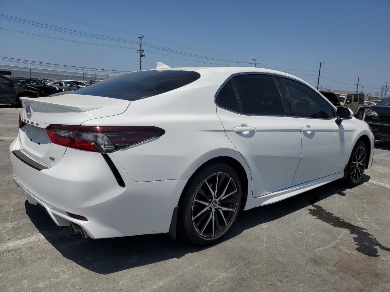 4T1T11AK0NU680686 TOYOTA CAMRY 2022