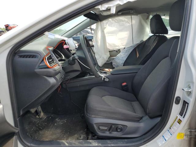  TOYOTA CAMRY 2022 Белый