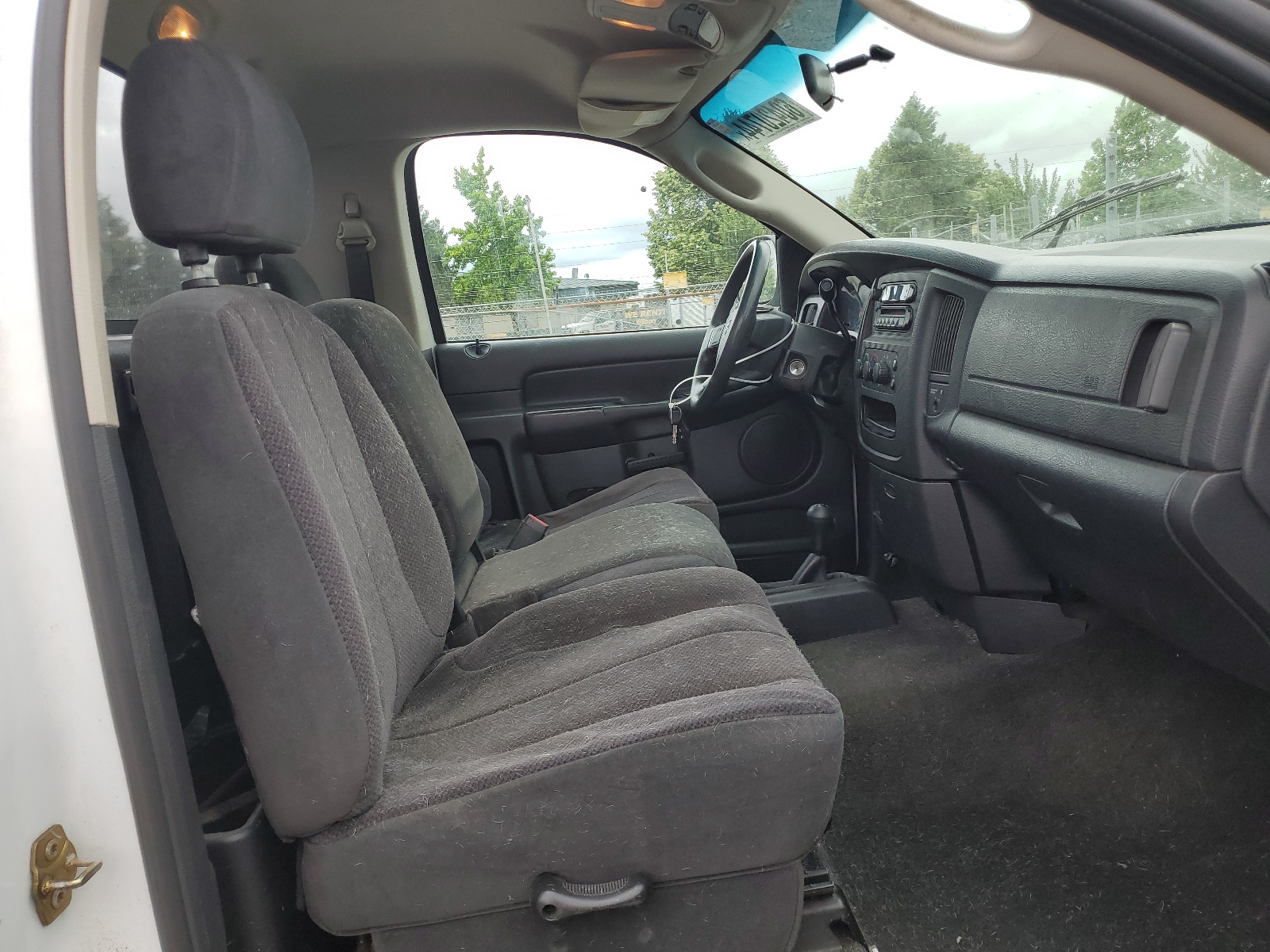 1D7HU16D75J567823 2005 Dodge Ram 1500 St