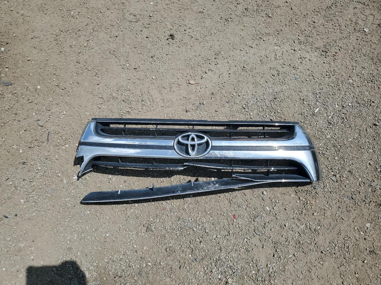 JT3GN86R420252846 2002 Toyota 4Runner Sr5