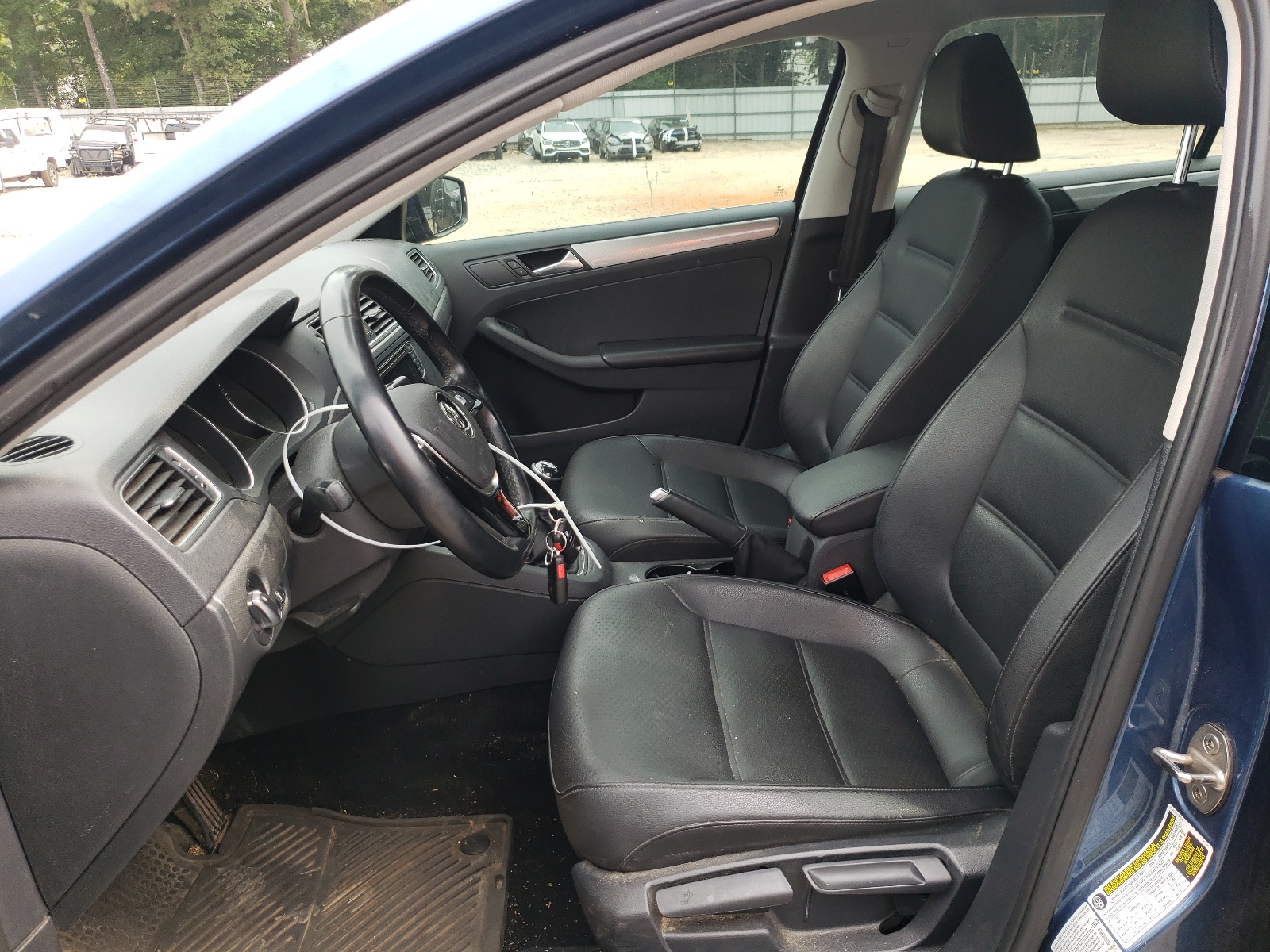 3VWB67AJ8HM300768 2017 Volkswagen Jetta Se