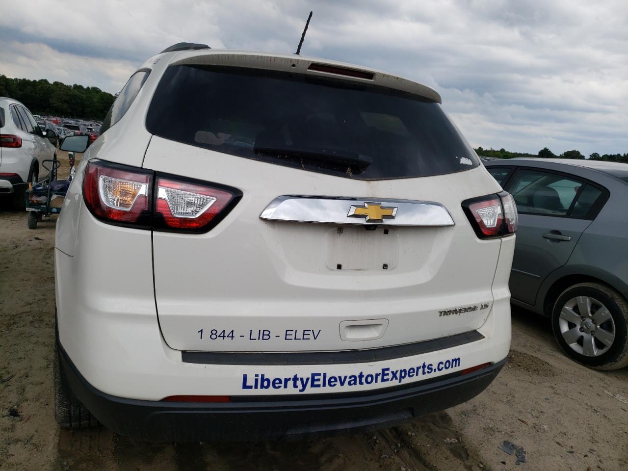 2015 Chevrolet Traverse Ls VIN: 1GNKRFED6FJ243545 Lot: 58146084