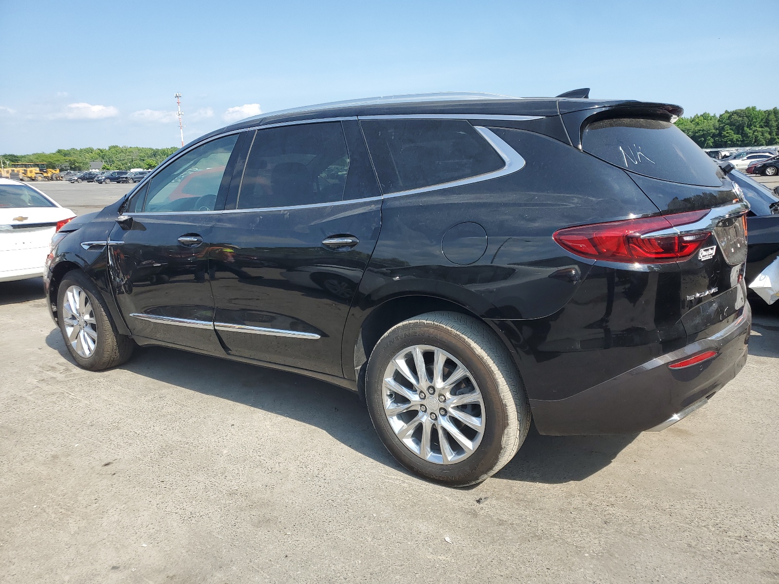 2021 Buick Enclave Essence vin: 5GAERBKW9MJ226970