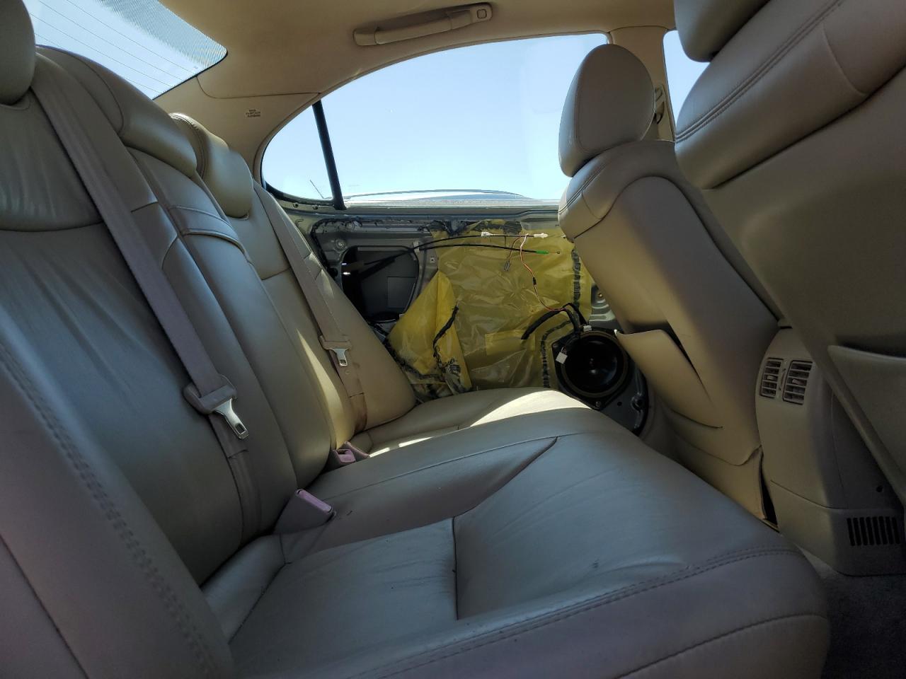 2004 Lexus Es 330 VIN: JTHBA30G545015685 Lot: 58220174