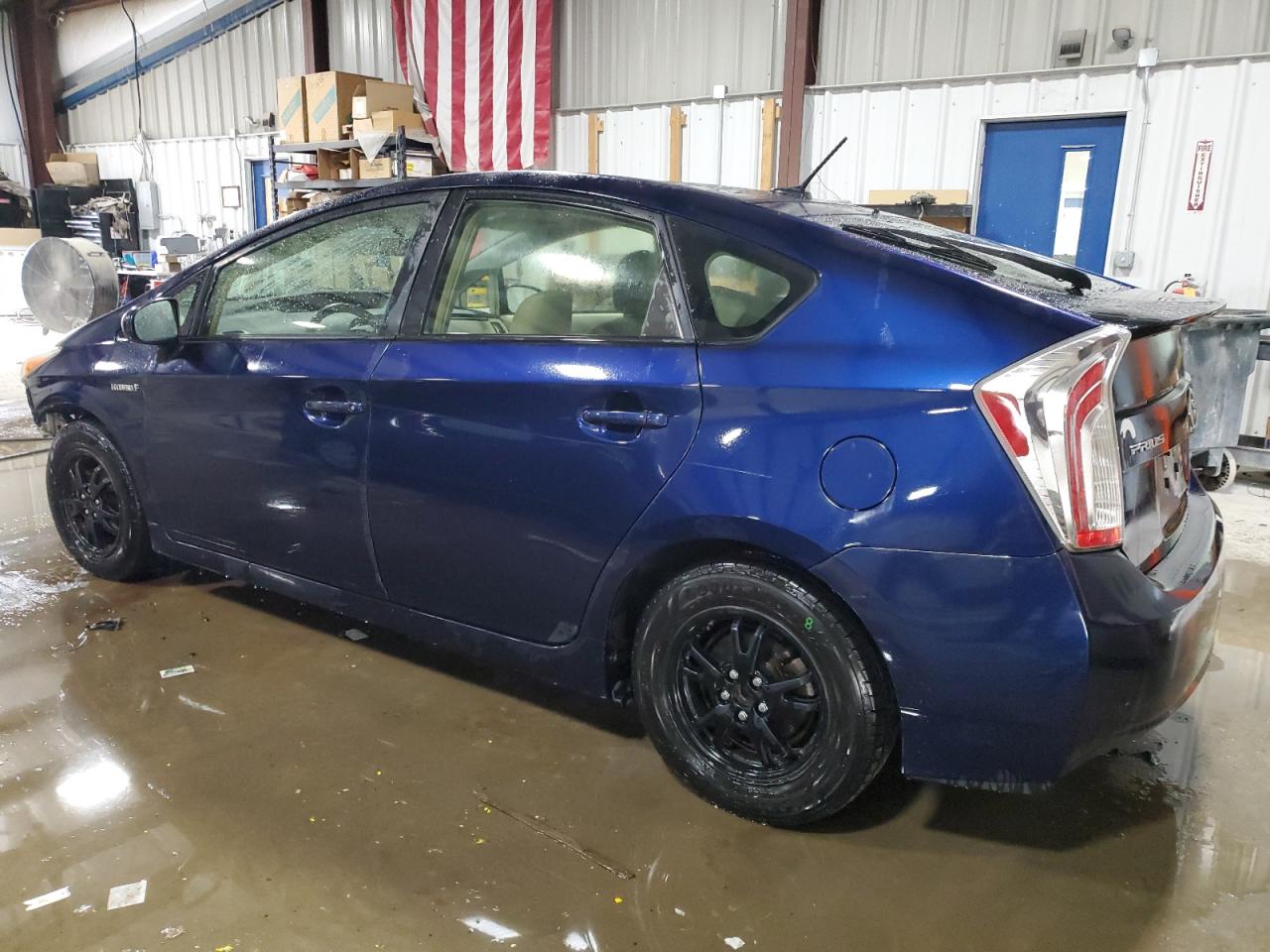 JTDKN3DU6C0334899 2012 Toyota Prius