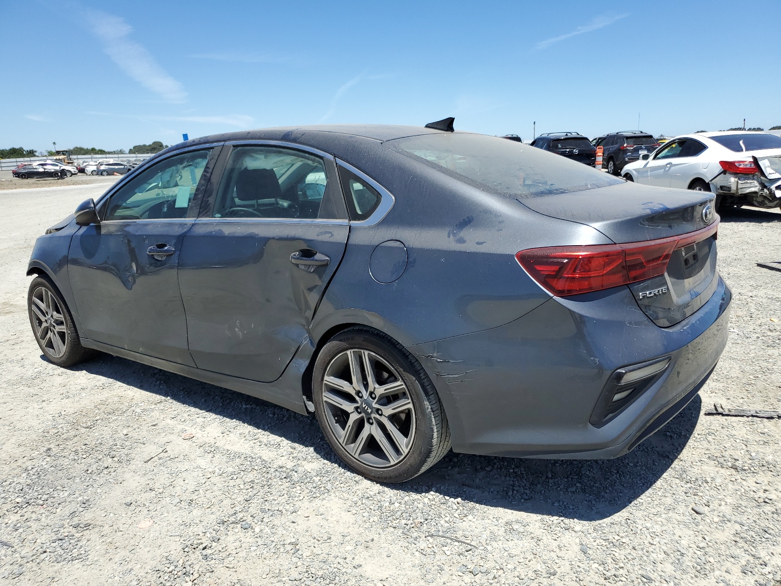 2021 Kia Forte Ex vin: 3KPF54AD2ME290212