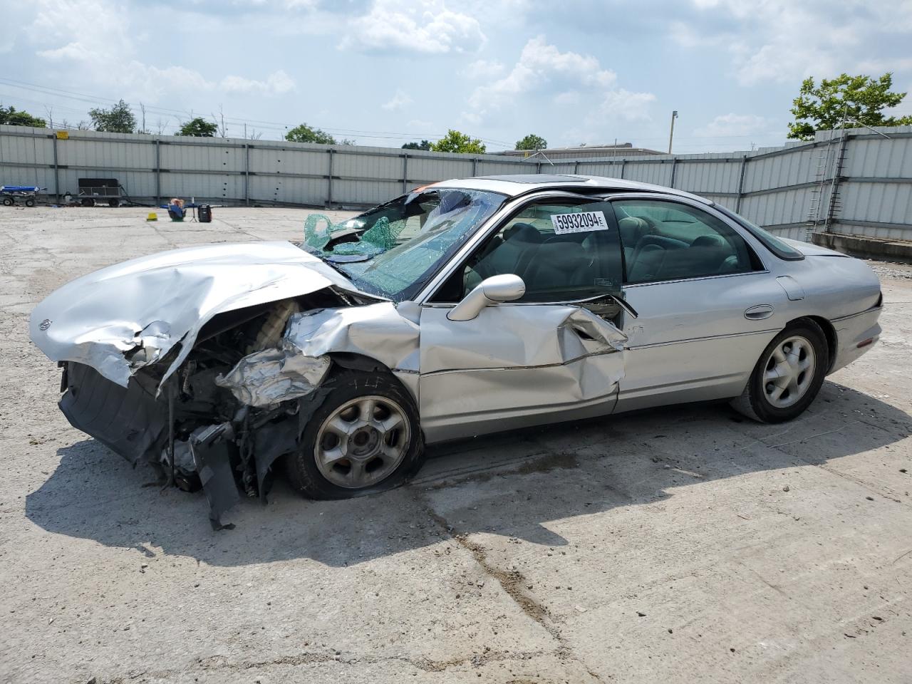 1G3GR62C8X4114443 1999 Oldsmobile Aurora