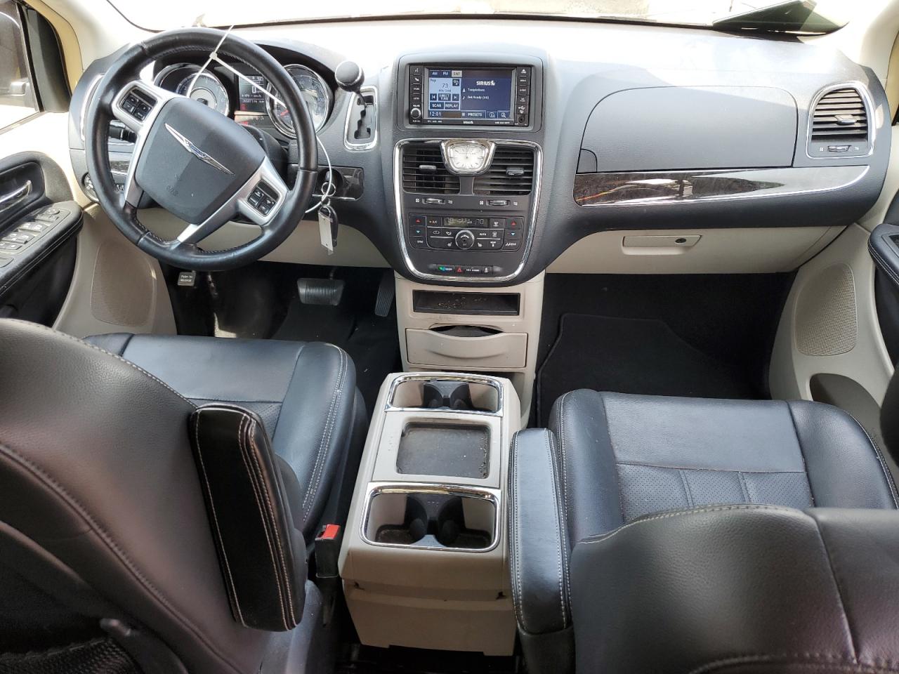 2011 Chrysler Town & Country Touring L VIN: 2A4RR8DGXBR745246 Lot: 59483824