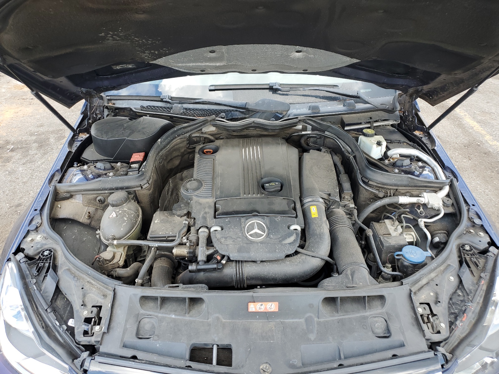 WDDGF4HB3CR205702 2012 Mercedes-Benz C 250