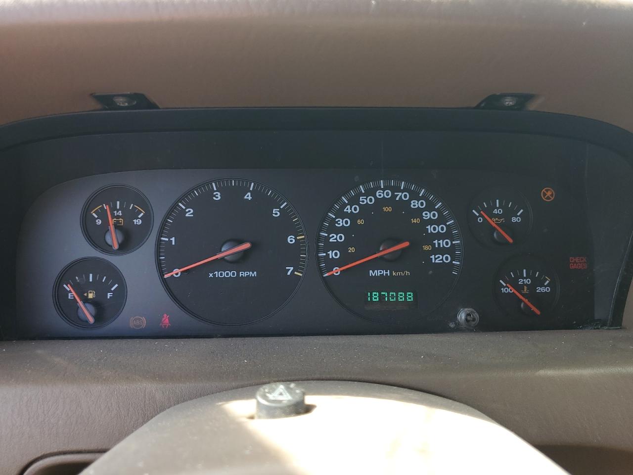 2000 Jeep Grand Cherokee Limited VIN: 1J4GW58S6YC356179 Lot: 57973464