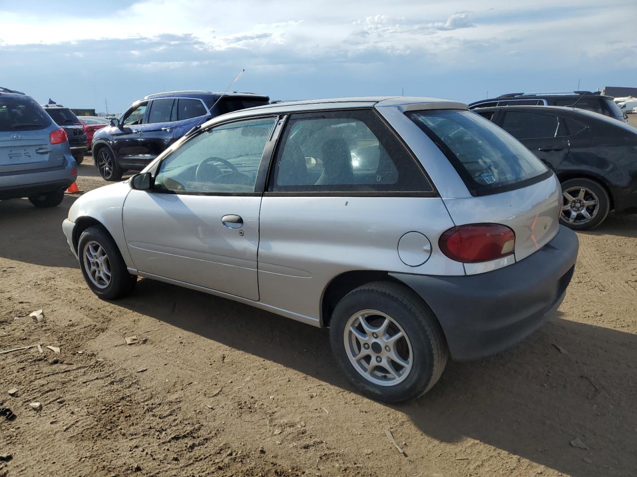 2C1MR2267W6728867 1998 Chevrolet Metro