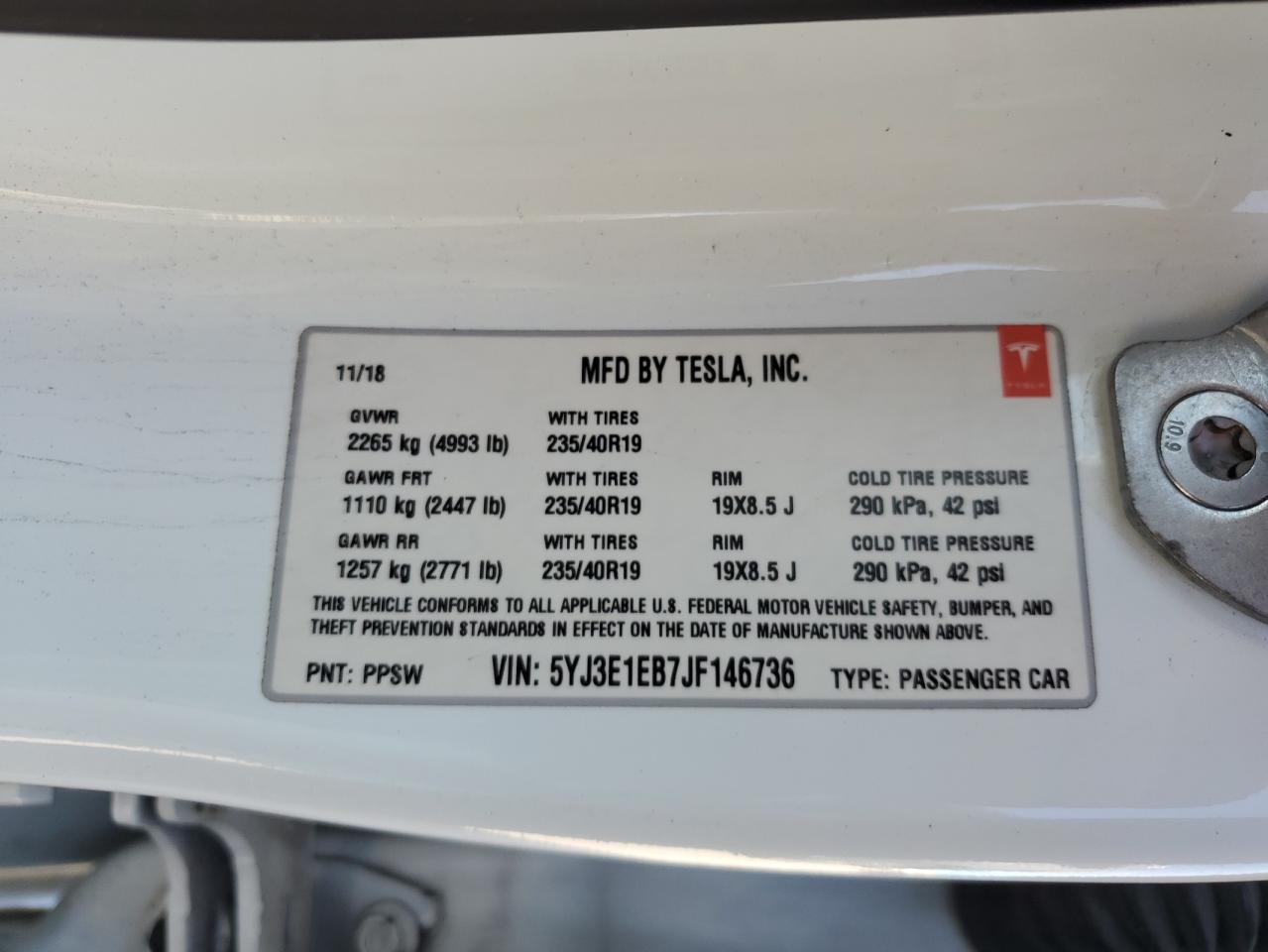 5YJ3E1EB7JF146736 2018 Tesla Model 3