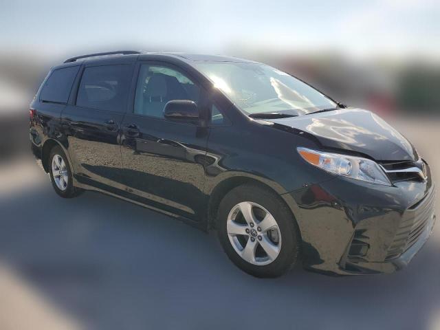 5TDKZ3DC4KS980143 | 2019 Toyota sienna le