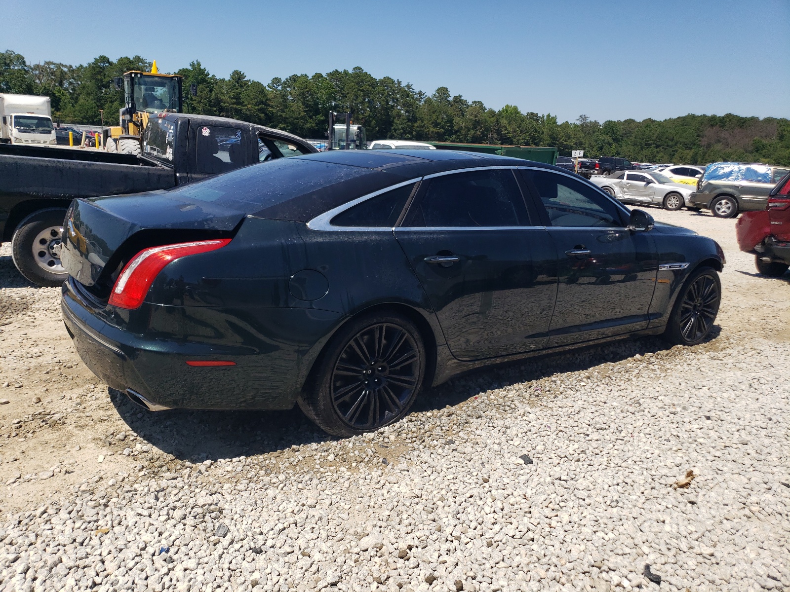 SAJWA2GE0BMV03156 2011 Jaguar Xjl Supercharged