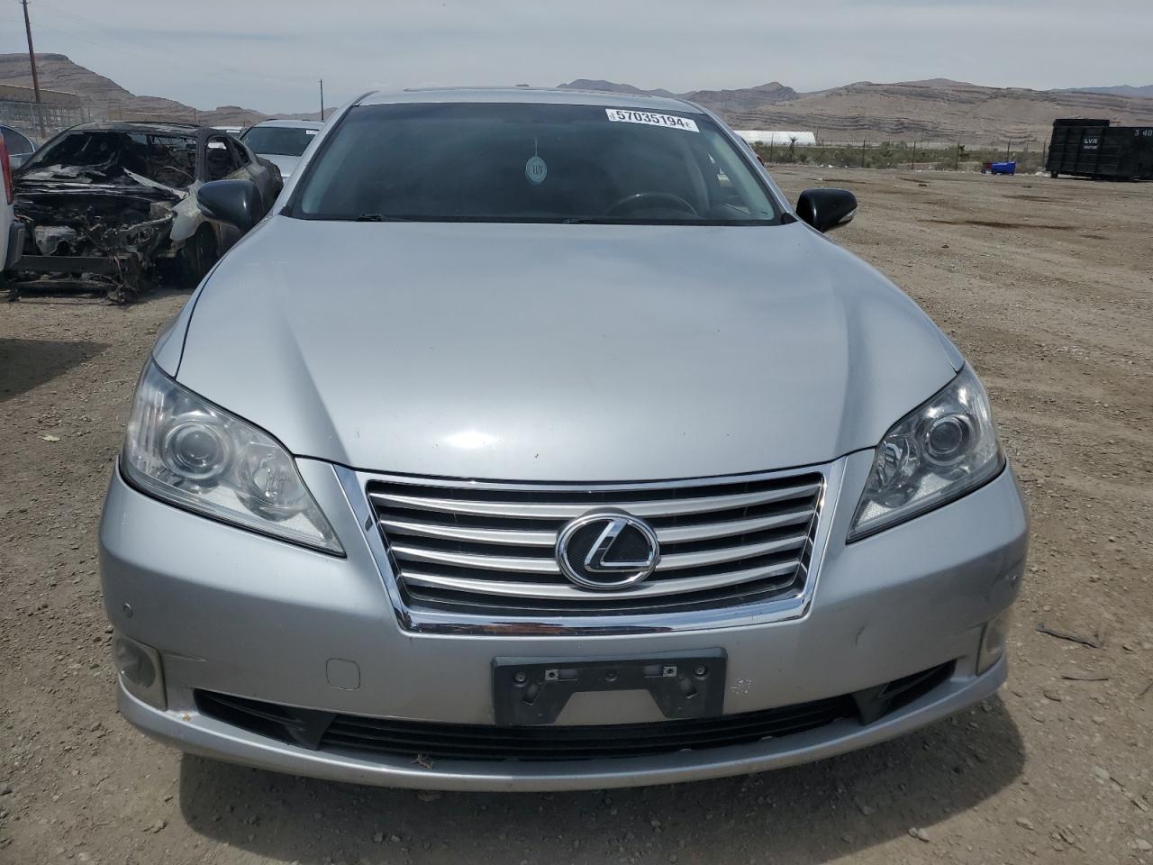 2010 Lexus ES - Image 5