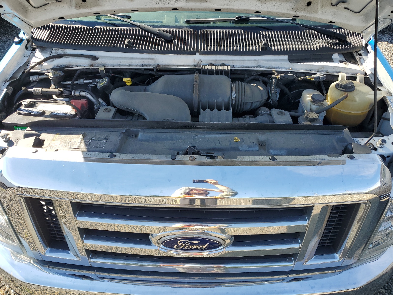 1FDWE3FL2GDC09530 2016 Ford Econoline E350 Super Duty Cutaway Van