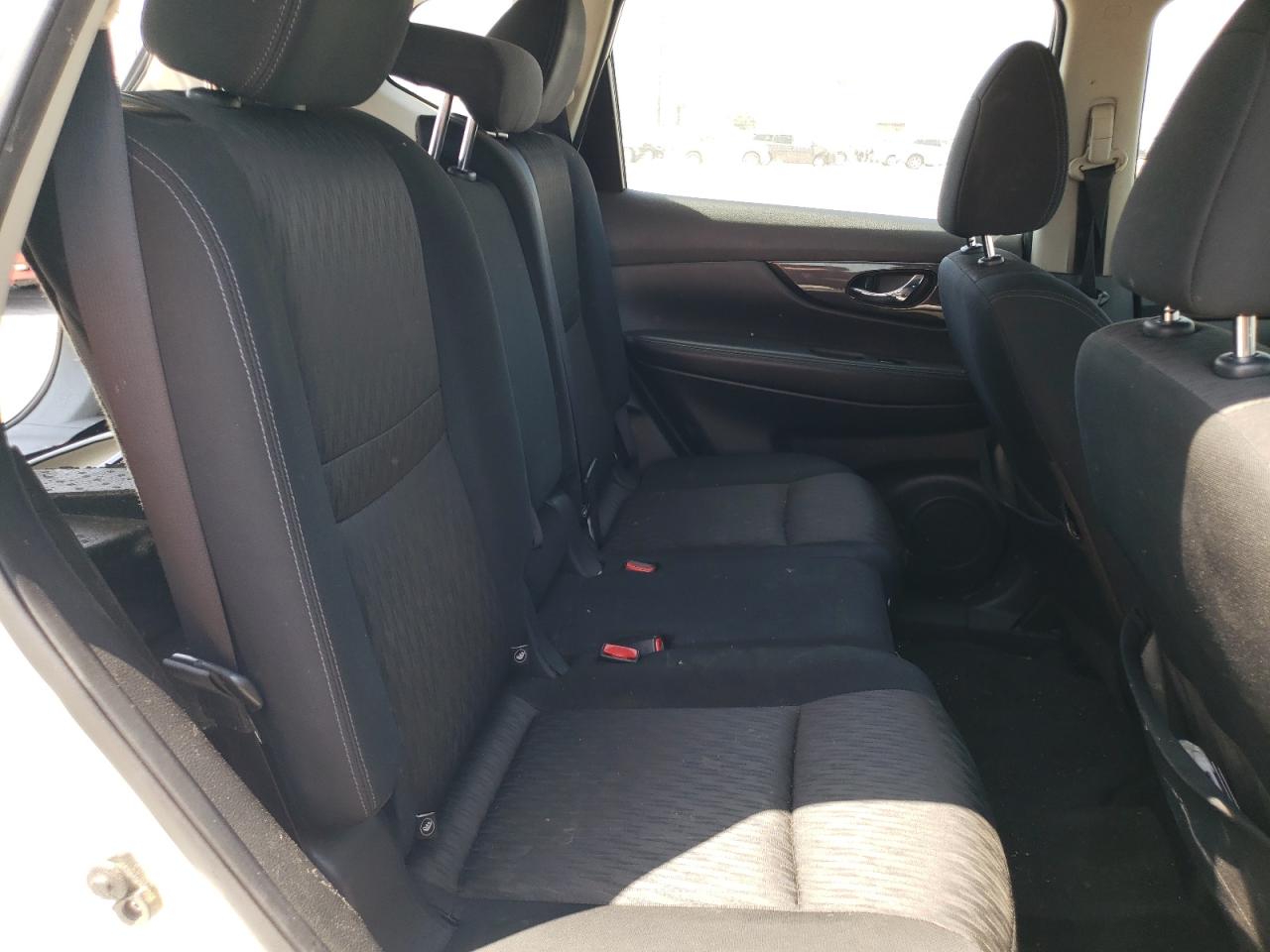 2017 Nissan Rogue S VIN: KNMAT2MT1HP519475 Lot: 59067184