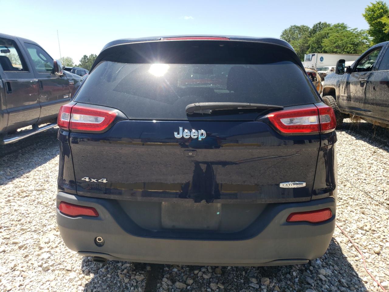 1C4PJMCB1GW251648 2016 Jeep Cherokee Latitude