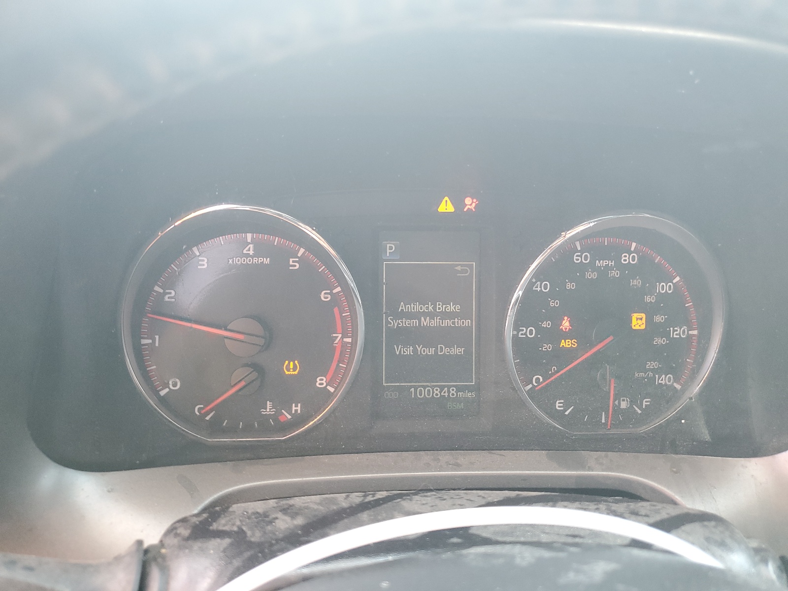 2T3NFREVXGW260490 2016 Toyota Rav4 Se