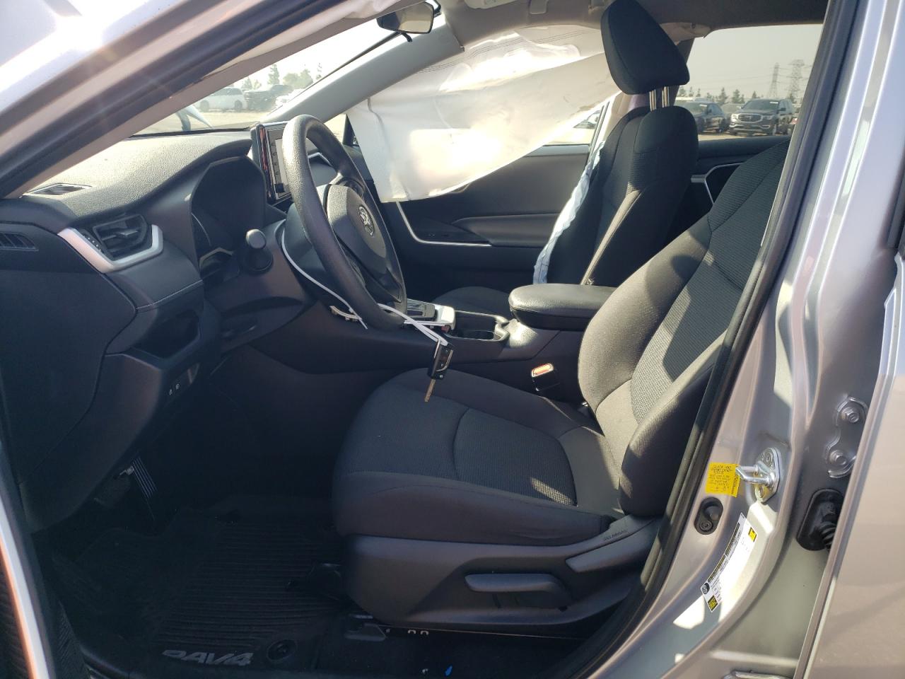 2020 Toyota Rav4 Le VIN: 2T3K1RFV8LW082847 Lot: 57781534