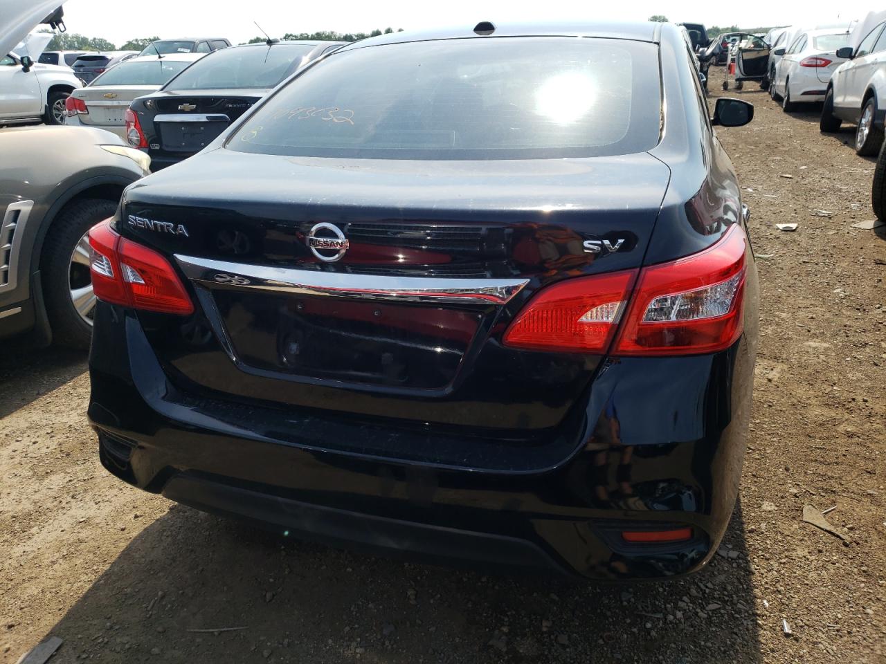 2017 Nissan Sentra - Image 6