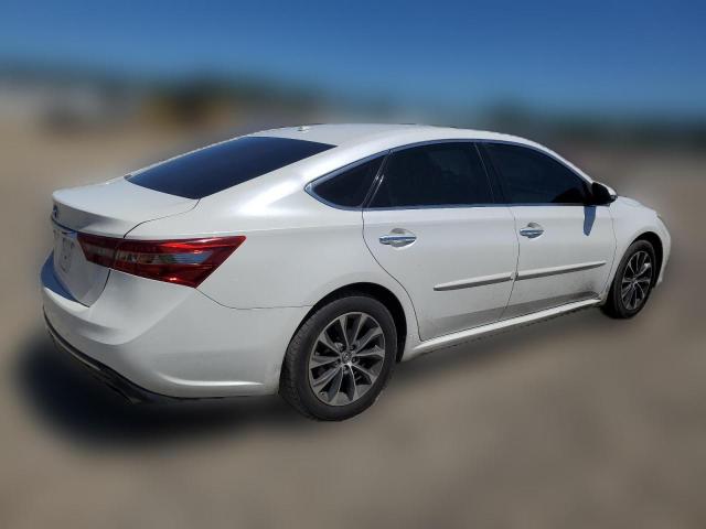  TOYOTA AVALON 2016 Белый