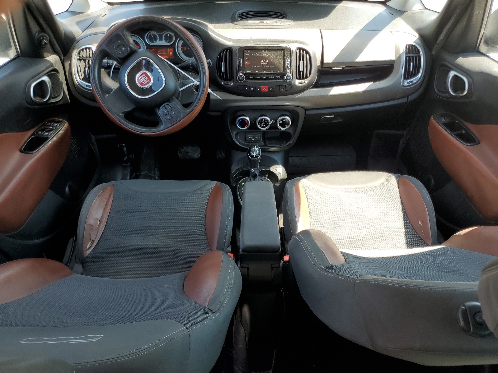 ZFBCFADH1EZ020037 2014 Fiat 500L Trekking