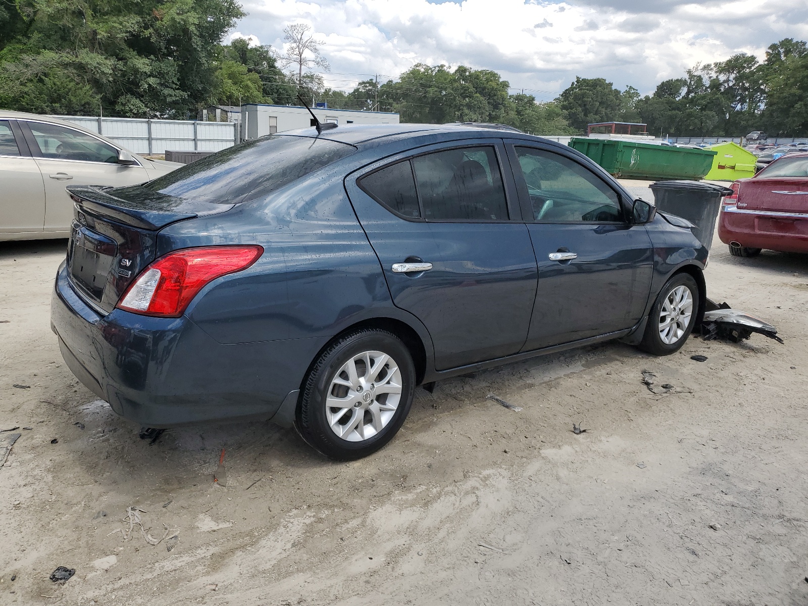 2017 Nissan Versa S vin: 3N1CN7AP8HL848177