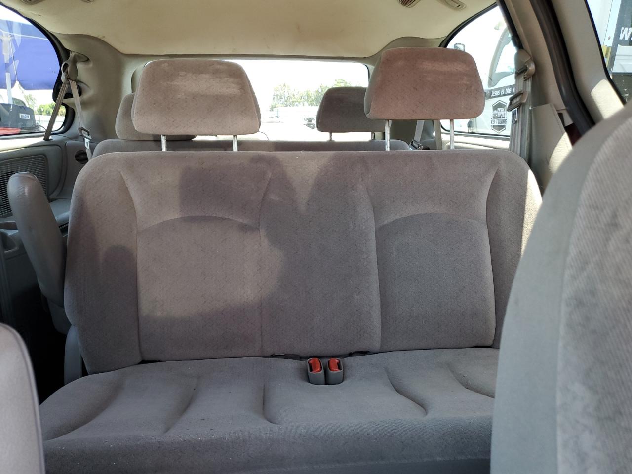 2002 Dodge Grand Caravan Sport VIN: 2B4GP44342R705394 Lot: 60561044