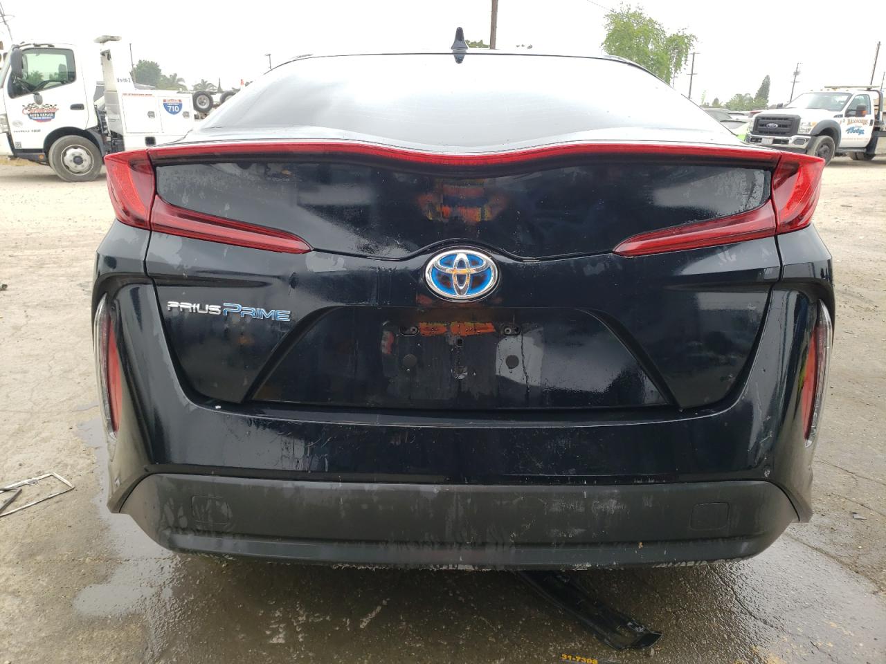 2022 Toyota Prius - Image 6