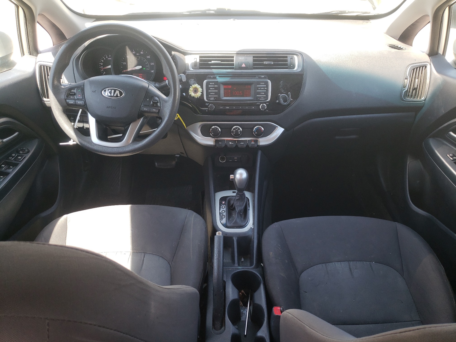 KNADM4A34H6015919 2017 Kia Rio Lx