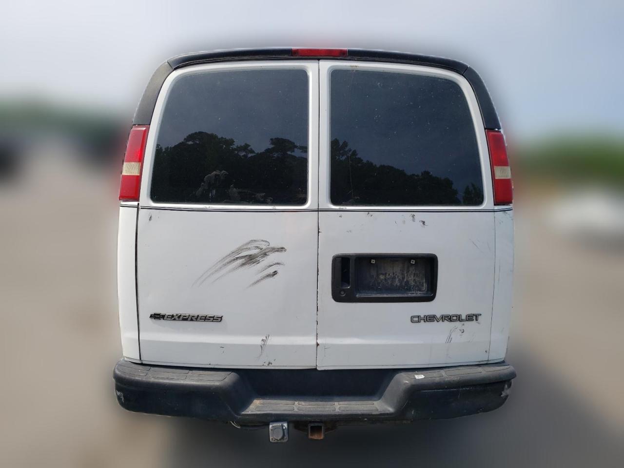 2004 Chevrolet Express G1500 VIN: 1GCFG15X241173374 Lot: 58675184