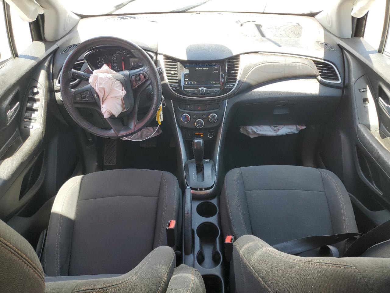 2019 Chevrolet Trax Ls VIN: 3GNCJKSB1KL174127 Lot: 59787424