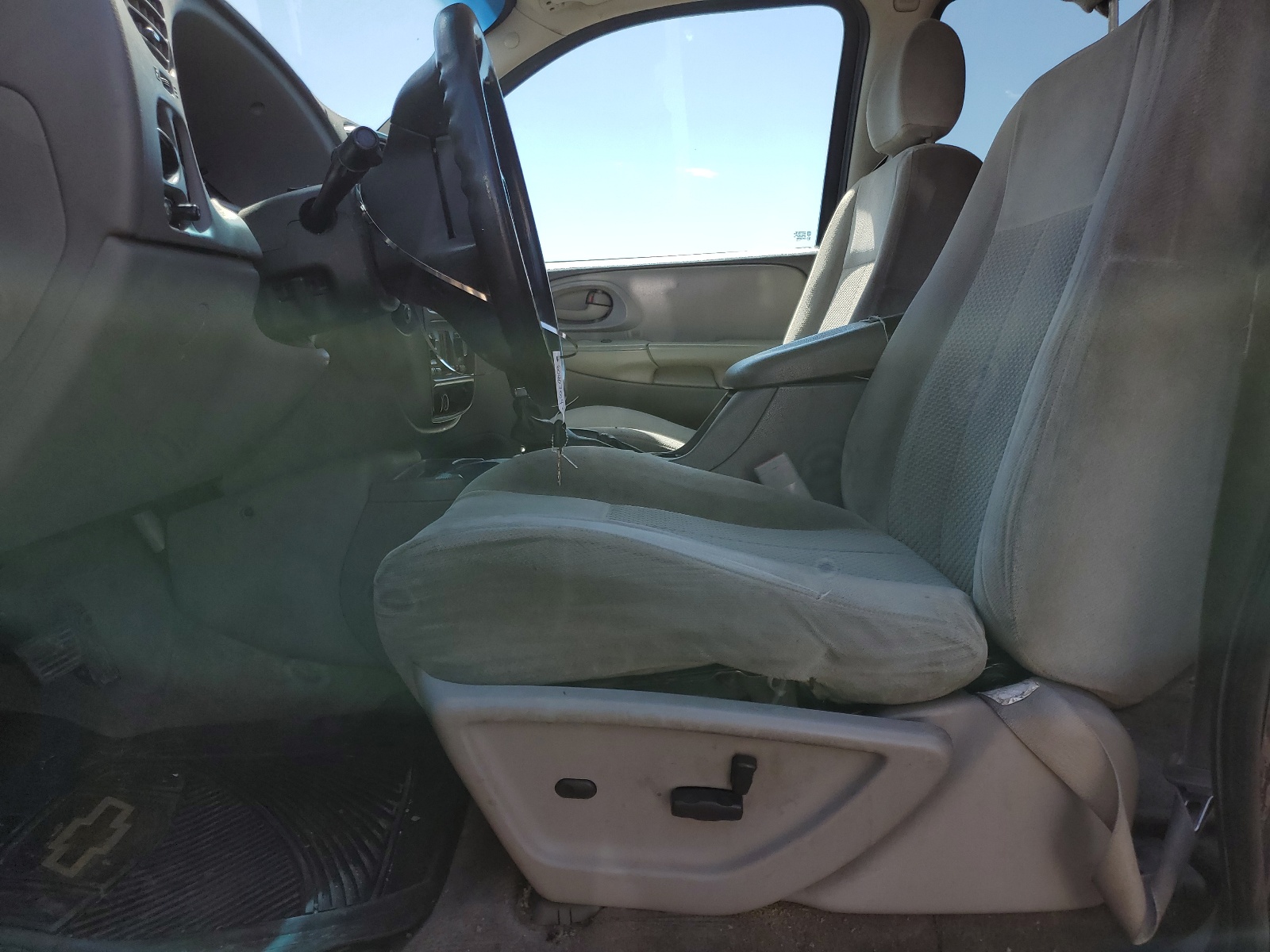 1GNDT33S492122263 2009 Chevrolet Trailblazer Lt