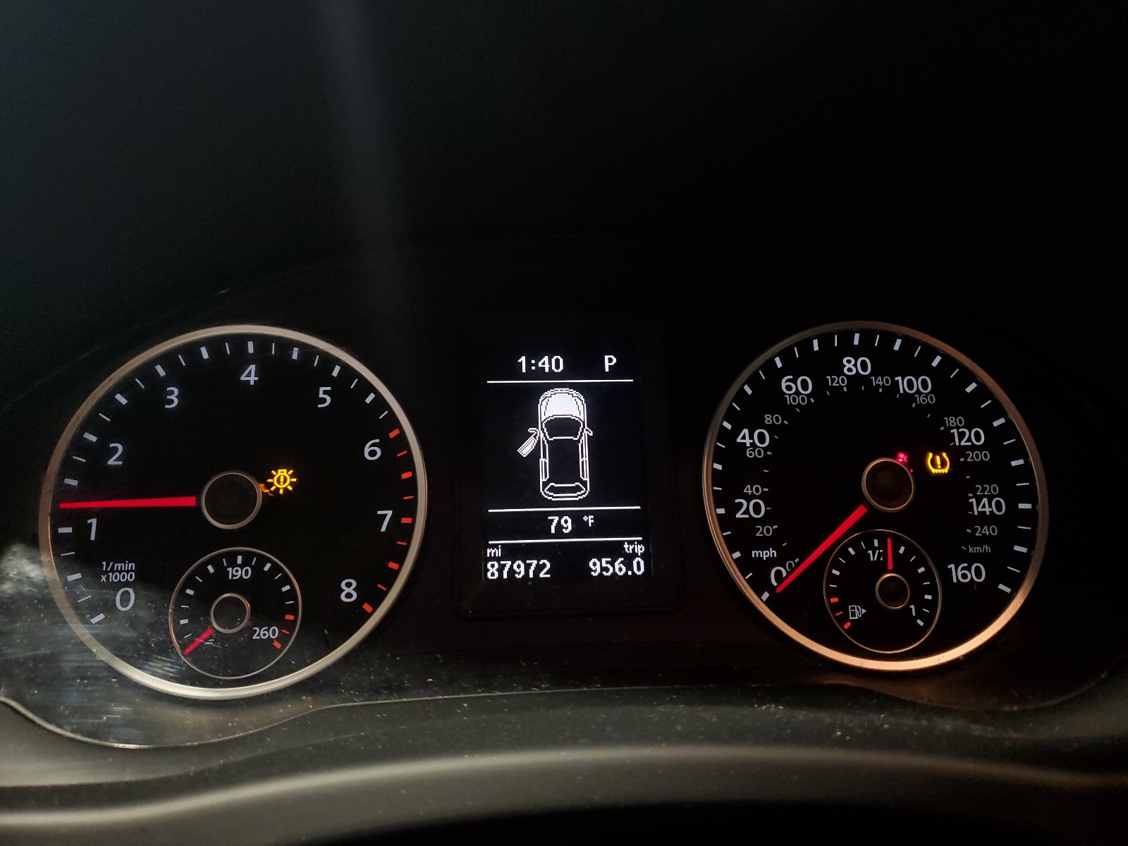 WVGAV7AX9HK001637 2017 Volkswagen Tiguan S