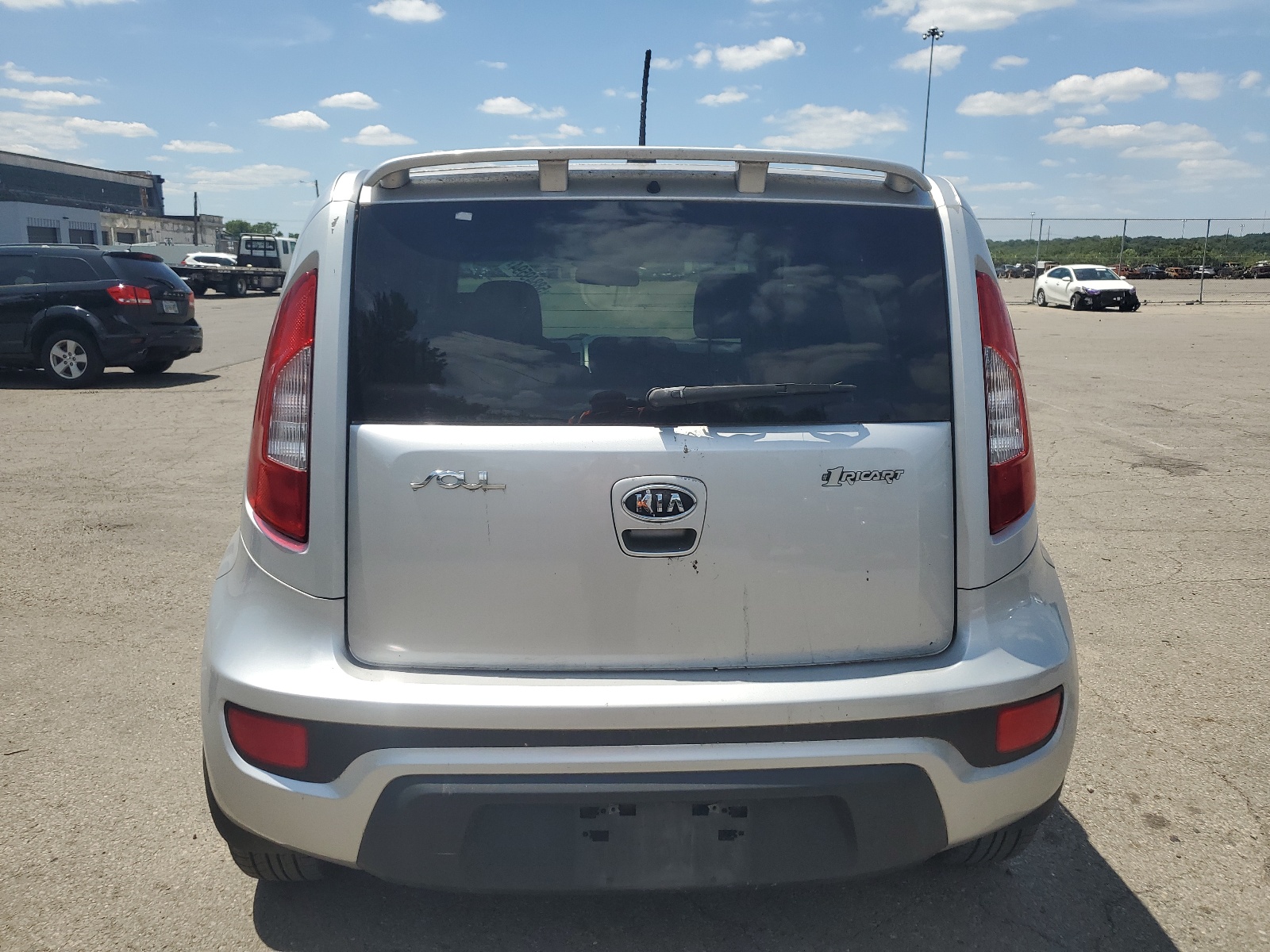 2012 Kia Soul + vin: KNDJT2A62C7448892