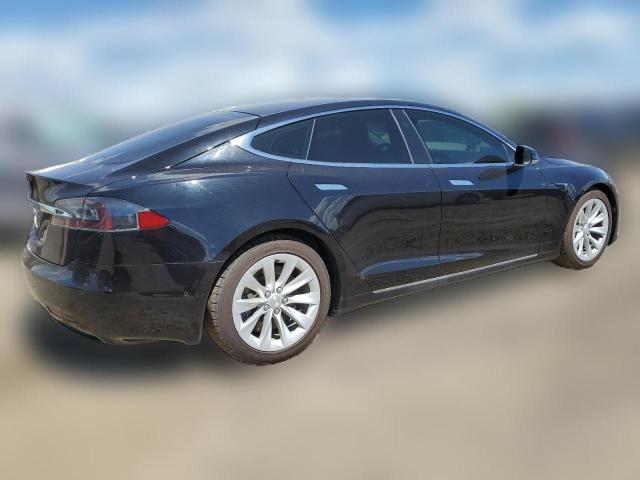 Хетчбеки TESLA MODEL S 2016 Чорний