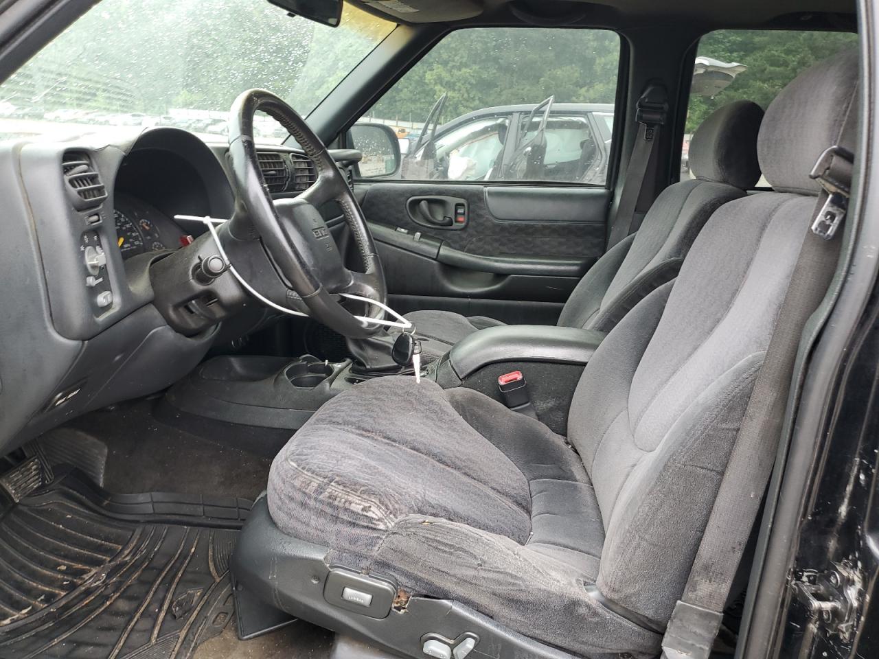 2000 GMC Jimmy VIN: 1GKCS13W0Y2118910 Lot: 53515005