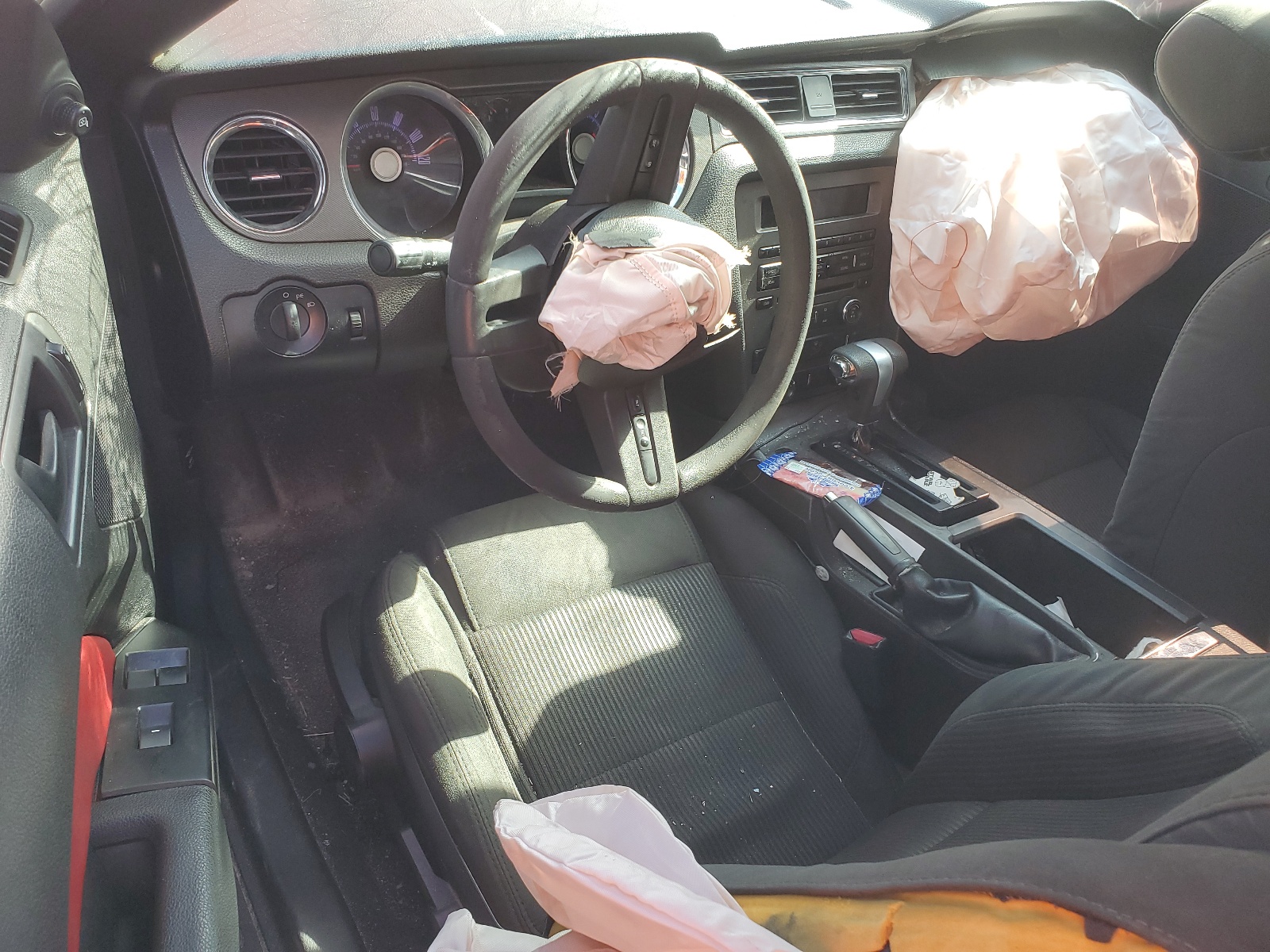 1ZVBP8ENXA5157379 2010 Ford Mustang