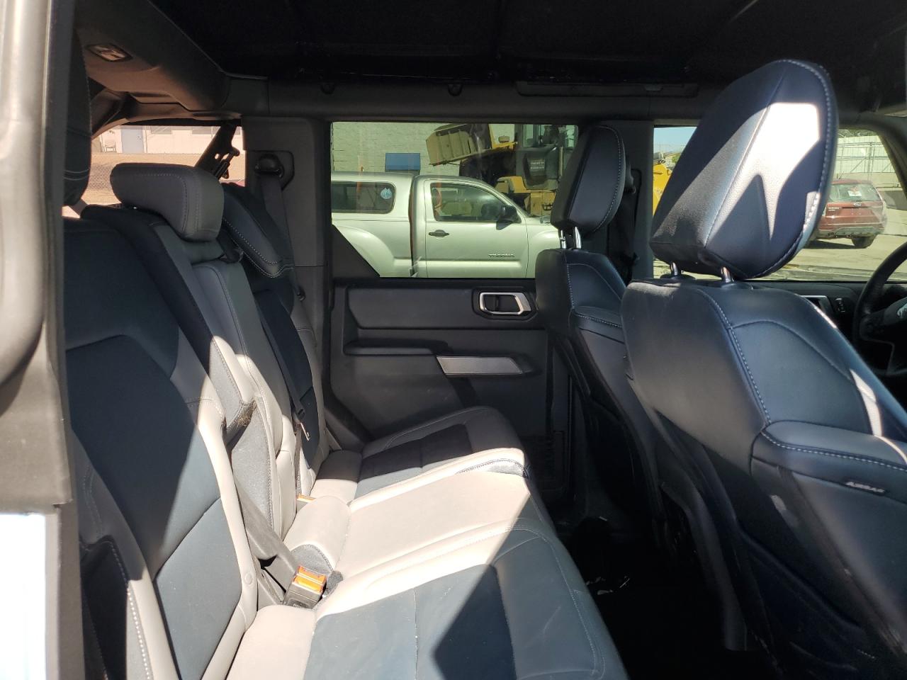 2023 Ford Bronco Base VIN: 1FMEE5BP2PLB84053 Lot: 59419054