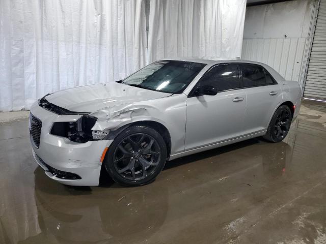 2022 Chrysler 300 Touring