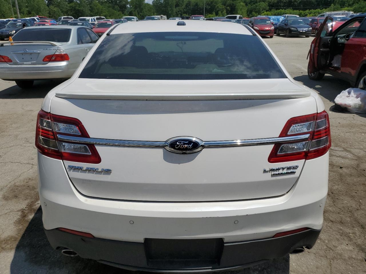 2015 Ford Taurus Limited VIN: 1FAHP2F8XFG199037 Lot: 59435884