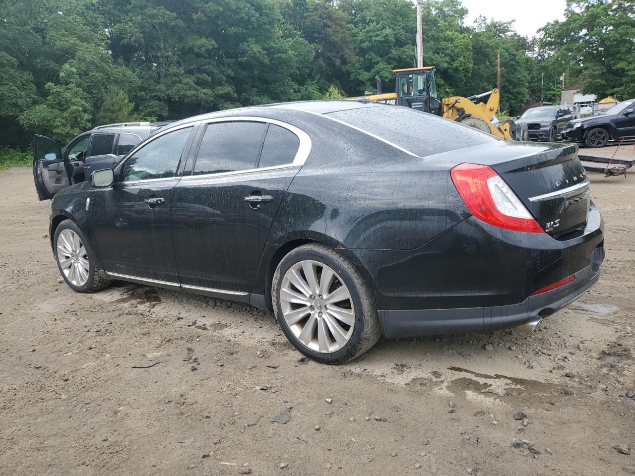 VIN 1LNHL9FT9FG600690 2015 LINCOLN MKS no.2