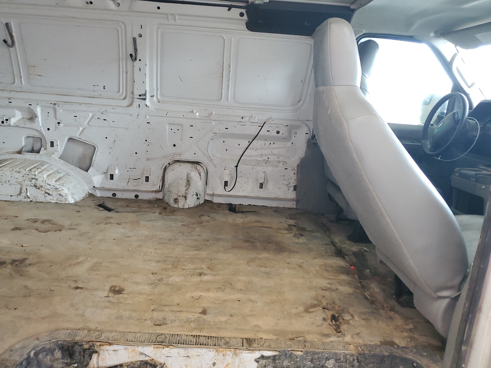 1FTSE3EL0BDA84511 2011 Ford Econoline E350 Super Duty Van