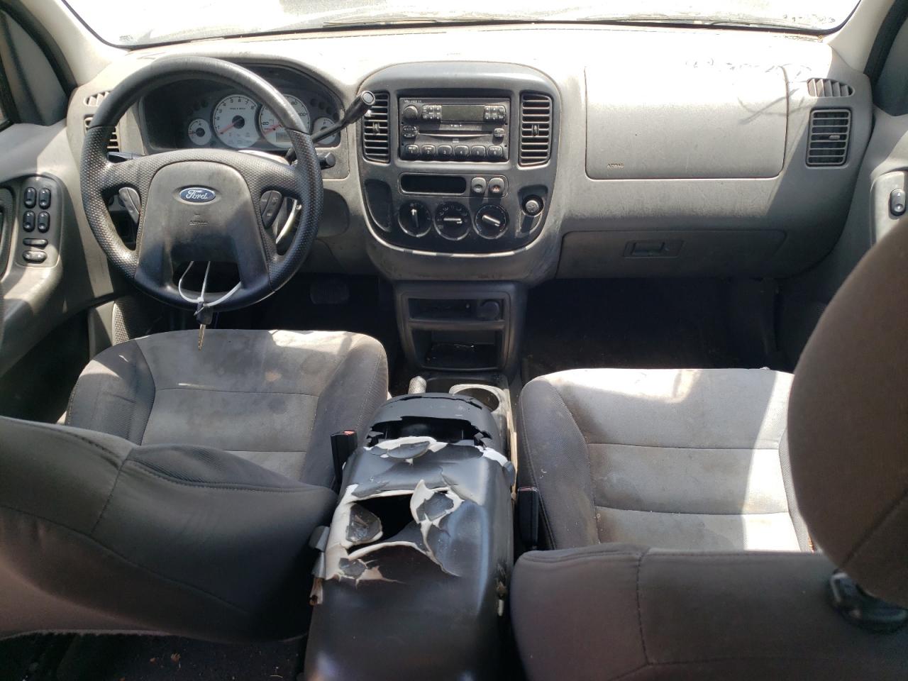 2003 Ford Escape Xls VIN: 1FMYU02113KB81322 Lot: 60479154