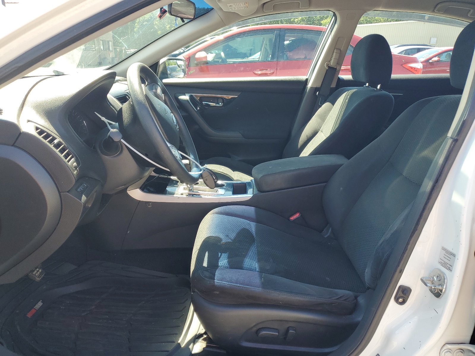 2014 Nissan Altima 2.5 vin: 1N4AL3AP7EC136372